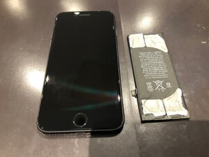 iPhoneSE２とバッテリー