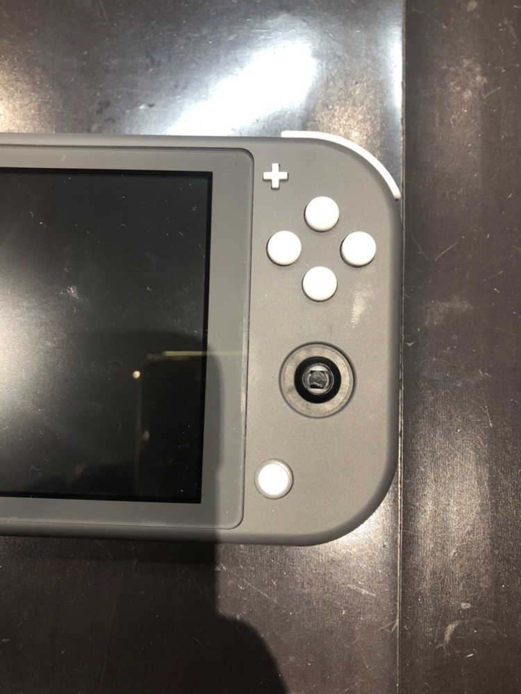 スティック交換修理【switch・switch lite】【にかほ市からのご来店】