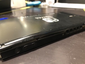 switchバッテリー膨張