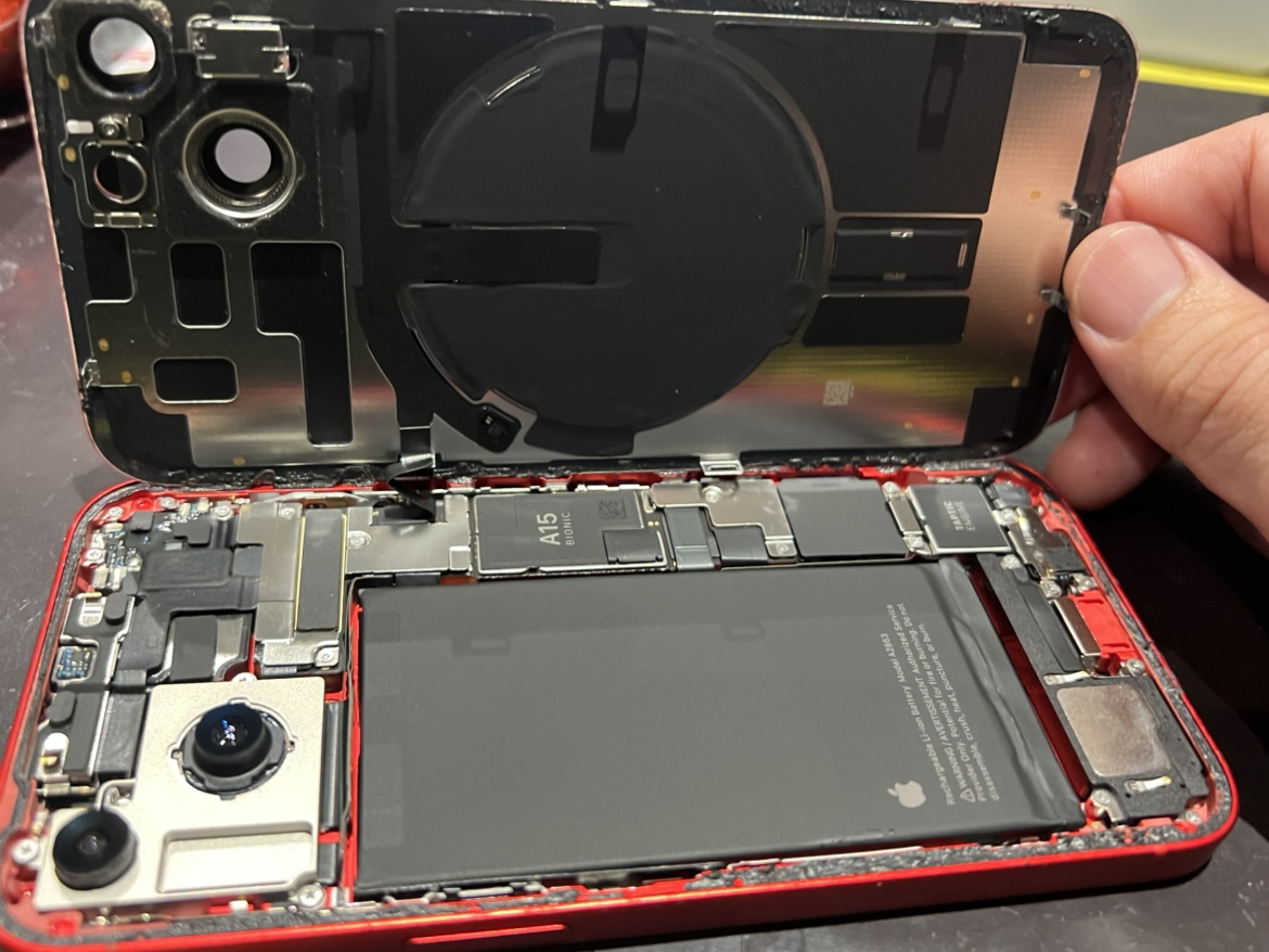 🔋iPhone14バッテリー交換🔋Type-Cにしたくないから！？バッテリー交換急増中！【秋田県大仙市からのご来店】