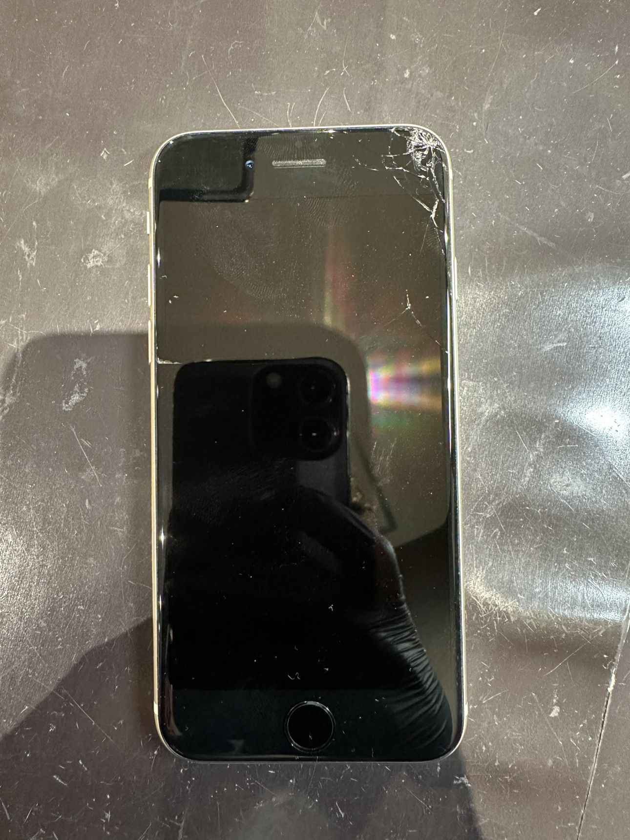 Phone SE（第3世代）画面割れ⚡データそのまま即日復活！【能代市からのご来店】