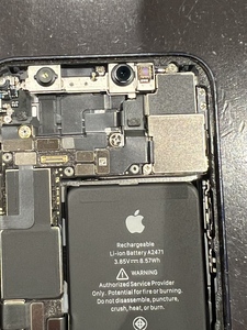 iPhone12mini分解中