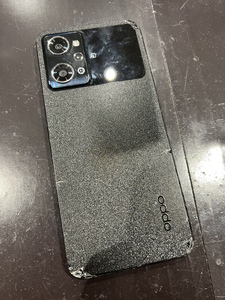 背面もところどころ割れが有り