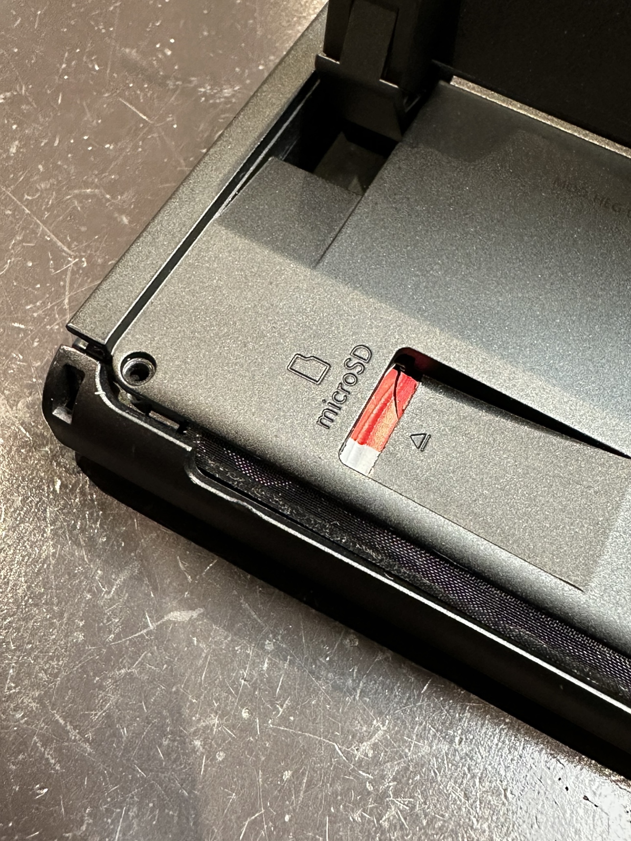 無理に差し込んで壊れた…⚡Switch有機ELのSDカードスロット交換🔧【大仙市からのご来店】