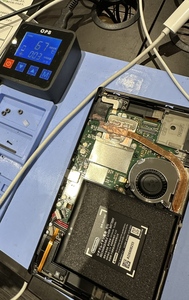 画面側を温めている井様子(70℃)