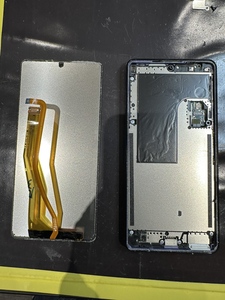 画面と本体の分離完了