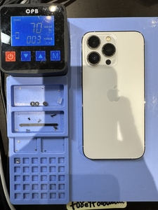 画面側を入念に温めます