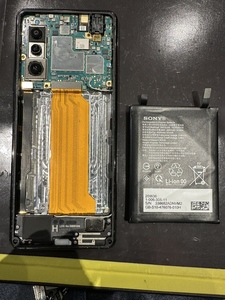 バッテリーを付け替える