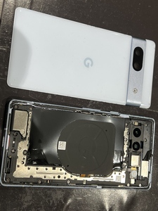 背面パネルを本付けして完了