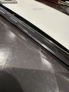 加熱のし過ぎに注意しながらヒートガンで慎重に温めていきます。