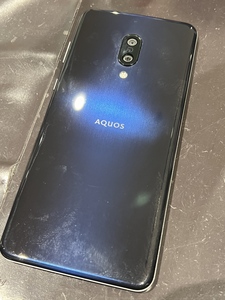 5年愛用のAQUOS Zero2