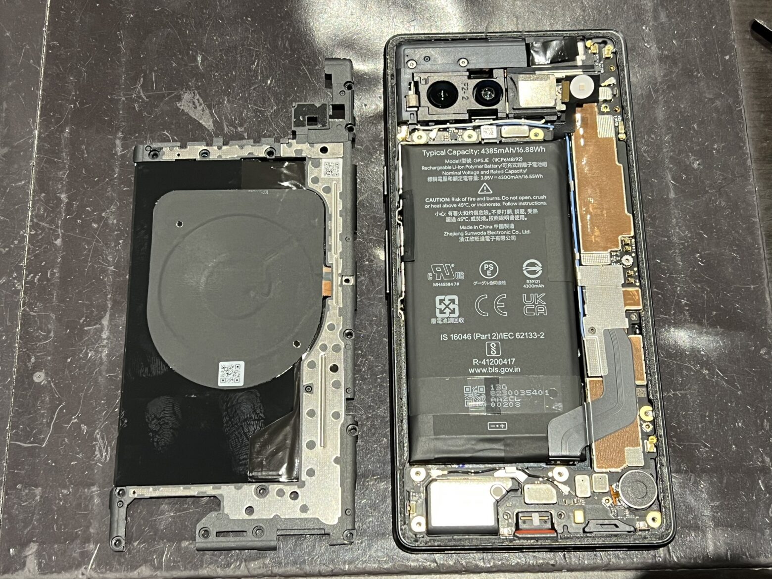 「2025年ラスト修理📱Pixel7aが完全復活！原因はやっぱりバッテリー😱」【秋田県湯沢市からのご来店】