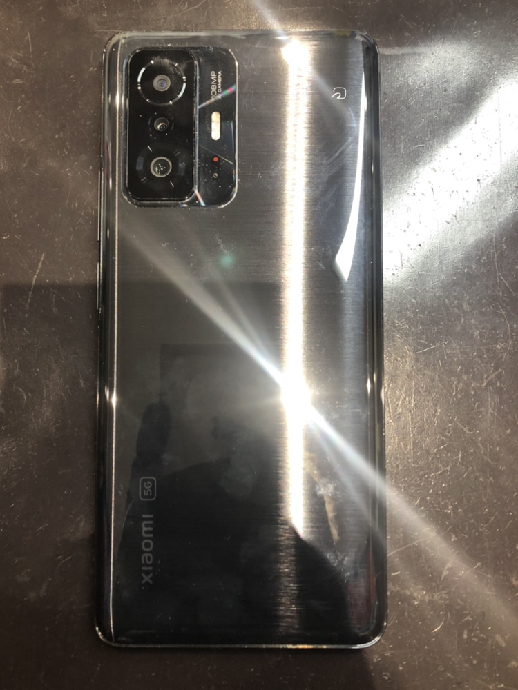 まだ2年でも油断禁物！Xiaomi 11T Pro バッテリー交換修理【男鹿市からのご来店】