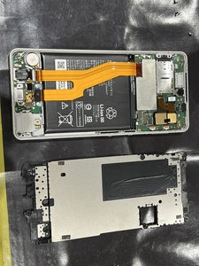 内部のプレートを取り外す