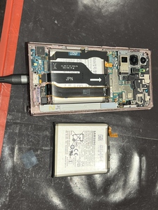 6.組み上げたら充電確認していきます